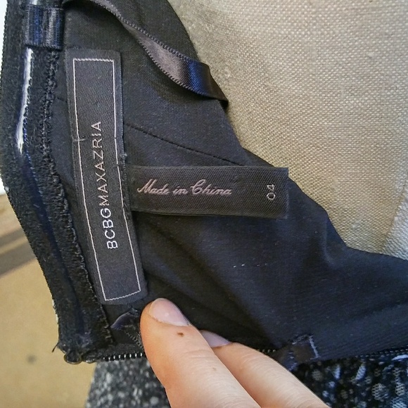 BCBG Maxazria Dot Tulle Party Strapless Dress SZ 4 - Picture 4 of 5